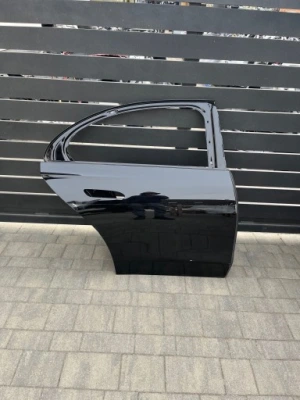 باب خلفي يمين مرسيدس  فئة E CLASS 214 موديل 2024 2026