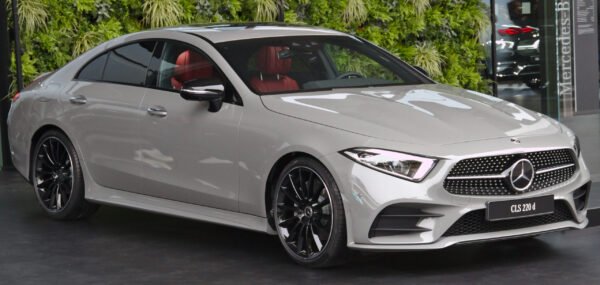 Mercedes Benz C257 at IAA 2019 IMG 0391 scaled 600x285