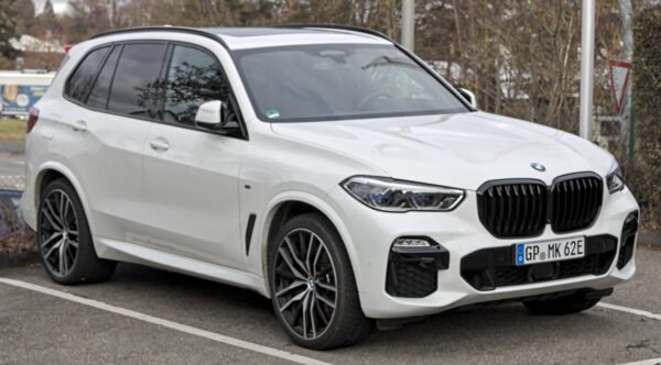 BMW G05 45e IMG 3714 600x332